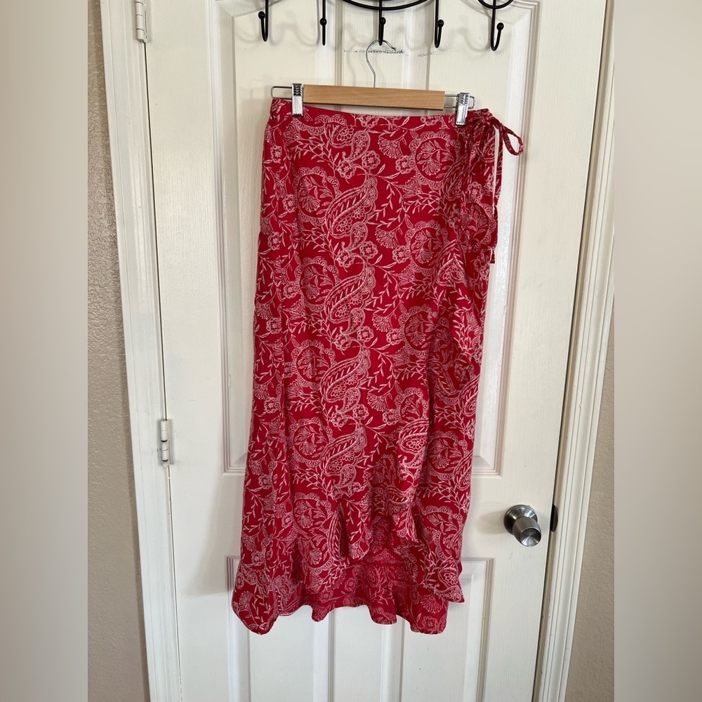 Picnic Red White Paisley Floral Wrap Midi Skirt M Tie Waist - Picture 2 of 12